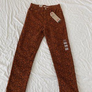 Levi’s women's Wedgie Straight Corduroy Pants size 28x28